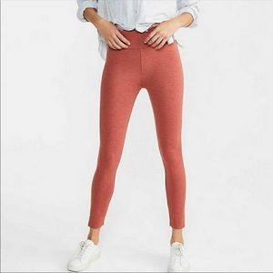 NWT Lou & Grey Back Pocket Ponte Leggings